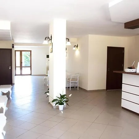 Private Studio In Gardenia Hills Слънчев бряг